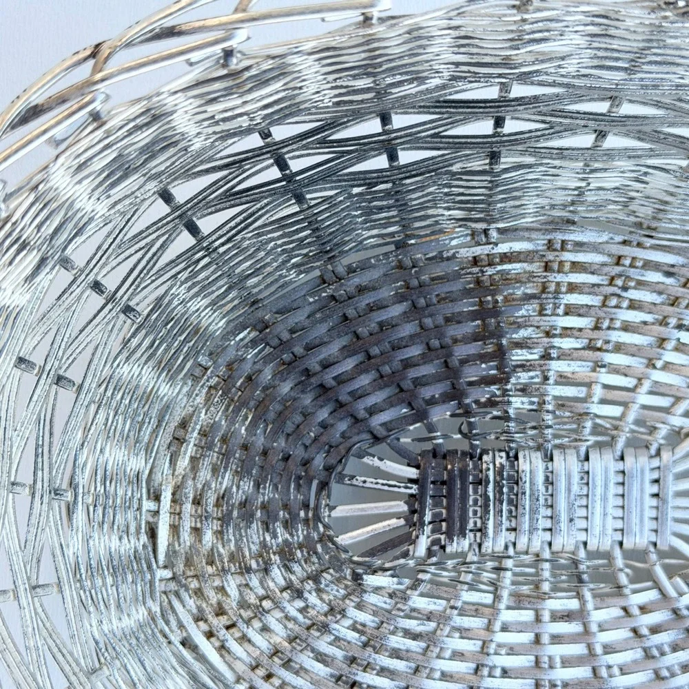 Vintage Wire‎ Metal Basket Silver Small With Handle Easter
